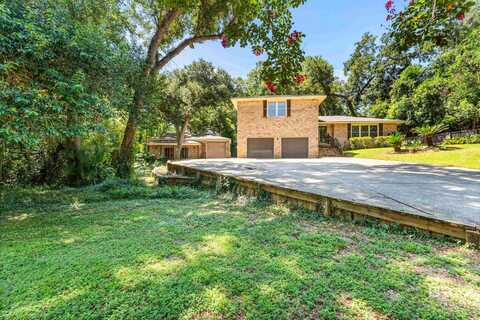 606 Fairhope Avenue, Fairhope, AL 36532