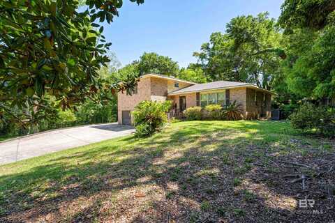 606 Fairhope Avenue, Fairhope, AL 36532