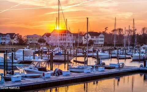 2571 St James Drive SE, Southport, NC 28461