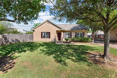 607 Townplace Drive, College Station, TX 77840