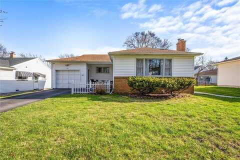 23 Meadowcroft Road, Irondequoit, NY 14609