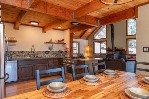 2491 El Dorado Dr, Arnold, CA 95223