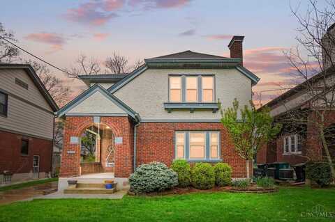 2815 Inverness Place, Cincinnati, OH 45209
