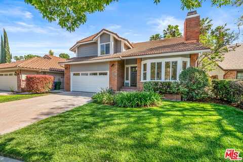 19520 Cohasset St, Reseda, CA 91335