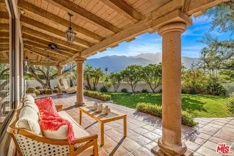 2300 S Bisnaga Ave, Palm Springs, CA 92264