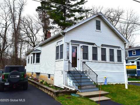 40 Corthell Street, Colonie, NY 12205