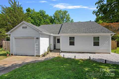 8122 Sherington Way, Charlotte, NC 28227