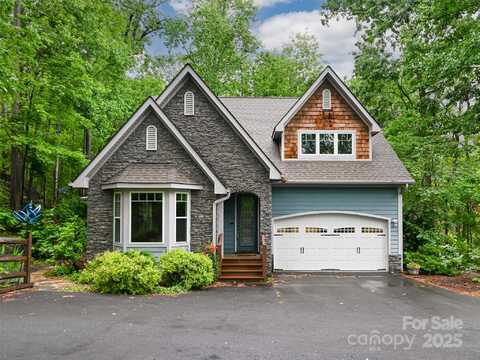 17 Bohemian Lane, Asheville, NC 28805