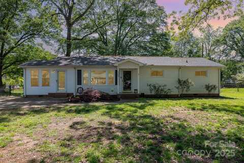109 Crestview Drive, Belmont, NC 28012