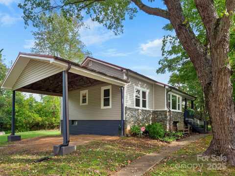 753 Sand Hill Road, Asheville, NC 28806