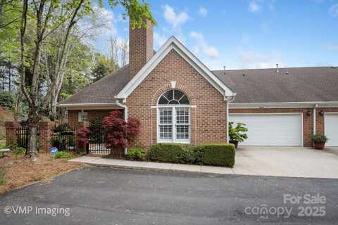 7444 Hurstbourne Green Drive, Charlotte, NC 28277