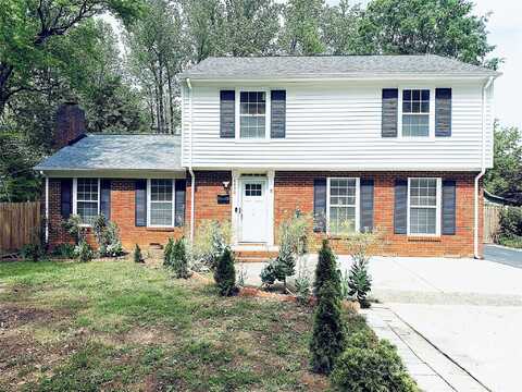 6430 Farmingdale Drive, Charlotte, NC 28212