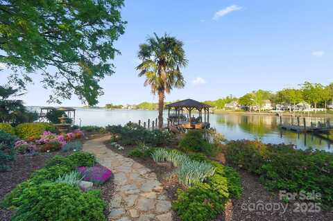 20428 Island Forest Drive, Cornelius, NC 28031