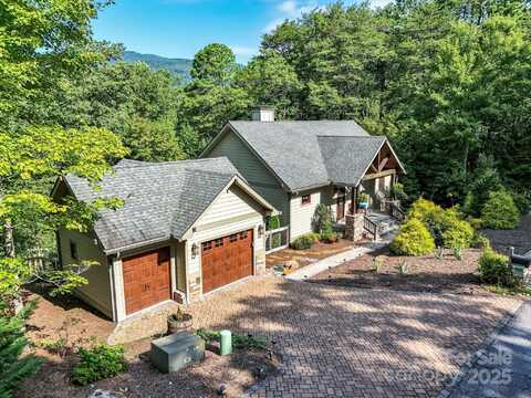 159 Bee Tree Point, Lake Lure, NC 28746
