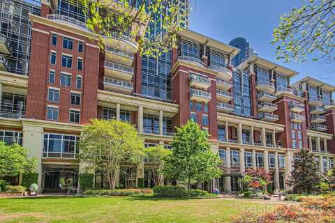 435 S Tryon Street, Charlotte, NC 28202