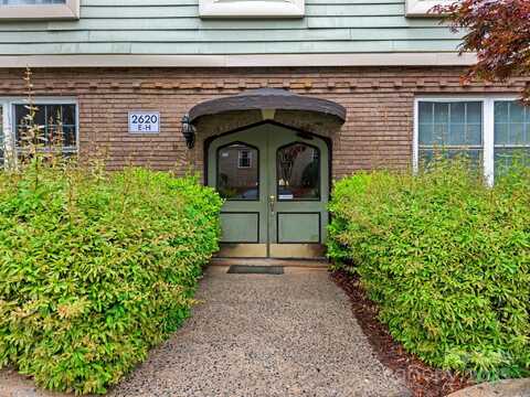 2620 Park Road, Charlotte, NC 28209