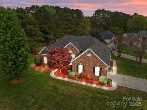5629 Berry Ridge Drive, Harrisburg, NC 28075