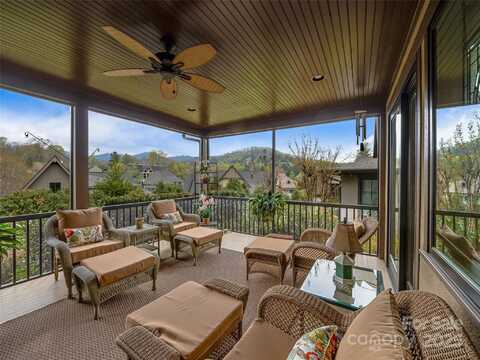 38 Chantilly Drive, Asheville, NC 28804