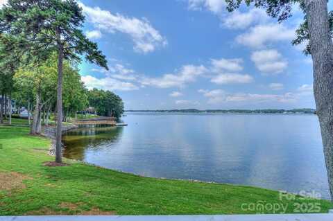 368 Northwest Drive, Davidson, NC 28036