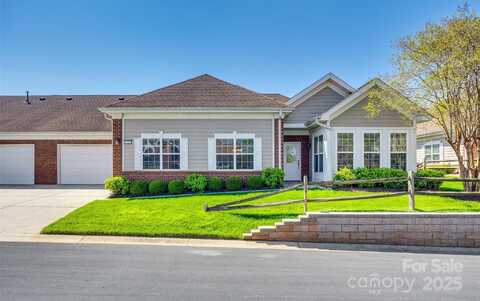 2107 N Castle Court, Matthews, NC 28105
