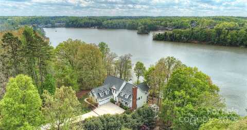 272 Harbor Ridge Drive, Statesville, NC 28677
