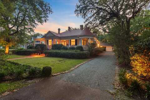 210 S Gum Street, Summerville, SC 29483
