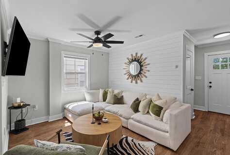 13 H Street, Charleston, SC 29403