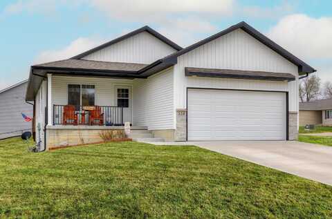 320 Wise Court, Mitchellville, IA 50169