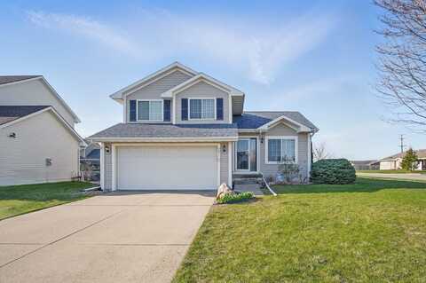 2710 12th Street SW, Altoona, IA 50009
