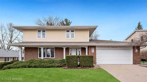 1302 E Detroit Avenue, Indianola, IA 50125