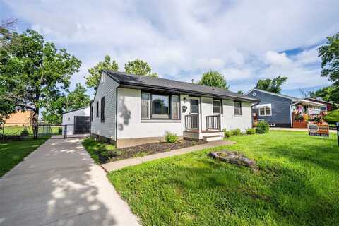 832 19th Street, West Des Moines, IA 50265