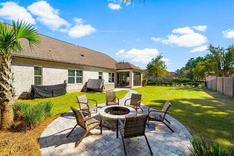 526 Meadow Lake Drive, Freeport, FL 32439