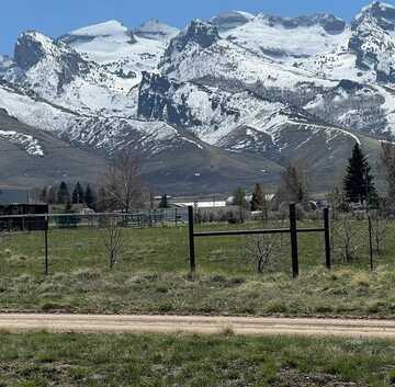151 Sun Mountain Lane, Spring Creek, NV 89815