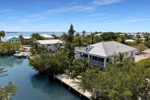 27415 Barbuda Lane, Ramrod Key, FL 33042