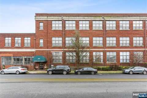 350 Scotland Road, Orange, NJ 07050