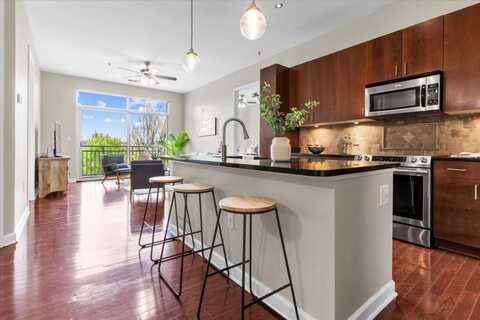 711 Cosmopolitan Drive NE, Atlanta, GA 30324