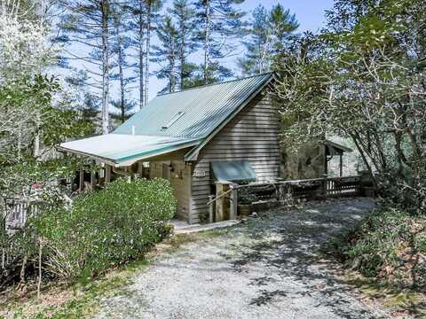 353 Kells Ridge Court, Ellijay, GA 30540