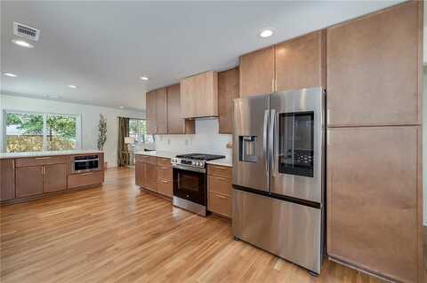 2569 Woodhill Lane, Atlanta, GA 30344
