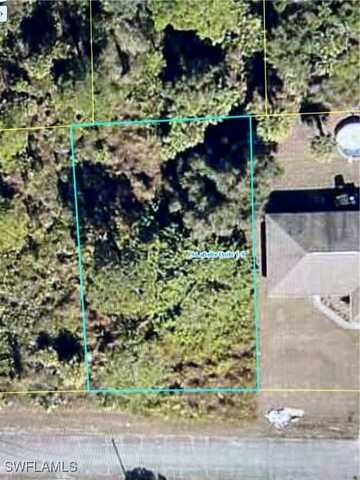 5010 Pinetree Circle, Labelle, FL 33935