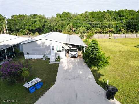933 YACHT CLUB Way, Moore Haven, FL 33471