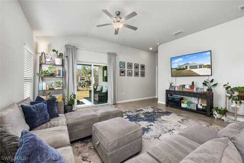 2112 NE 4th Place, Cape Coral, FL 33909