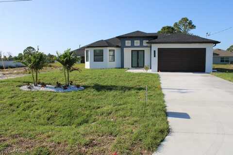 2505 40th Street SW, Lehigh Acres, FL 33976