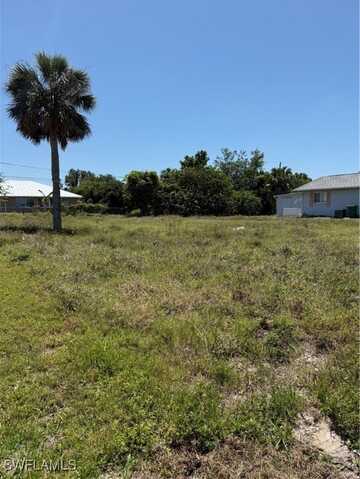 913 Great Falls Terrace NW, Port Charlotte, FL 33948