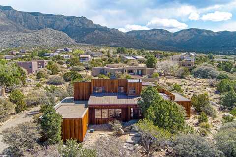 1036 RED OAKS Loop NE, Albuquerque, NM 87122
