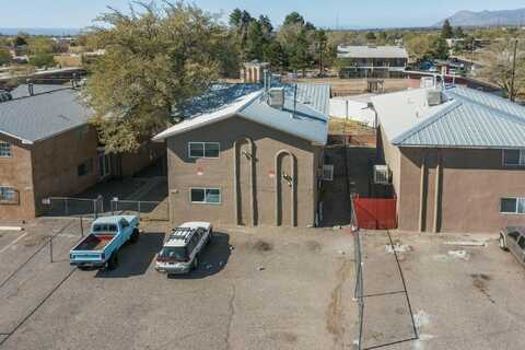 8409 TRUMBULL Avenue SE, Albuquerque, NM 87108