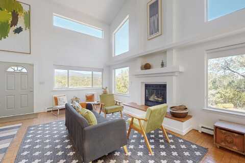 2 CEDAR HILL Place, Cedar Crest, NM 87008