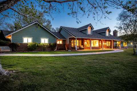 9838 Leona Avenue, Leona Valley, CA 93551
