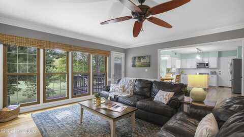 4304 Rivanna Dr, Jeffersontown, KY 40299