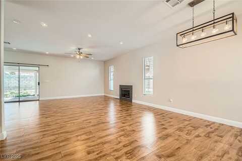 5921 Royal Castle Lane, Las Vegas, NV 89130