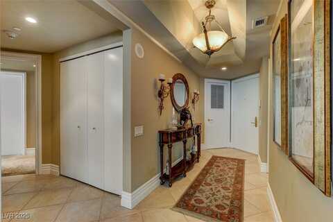 2877 Paradise Road, Las Vegas, NV 89109